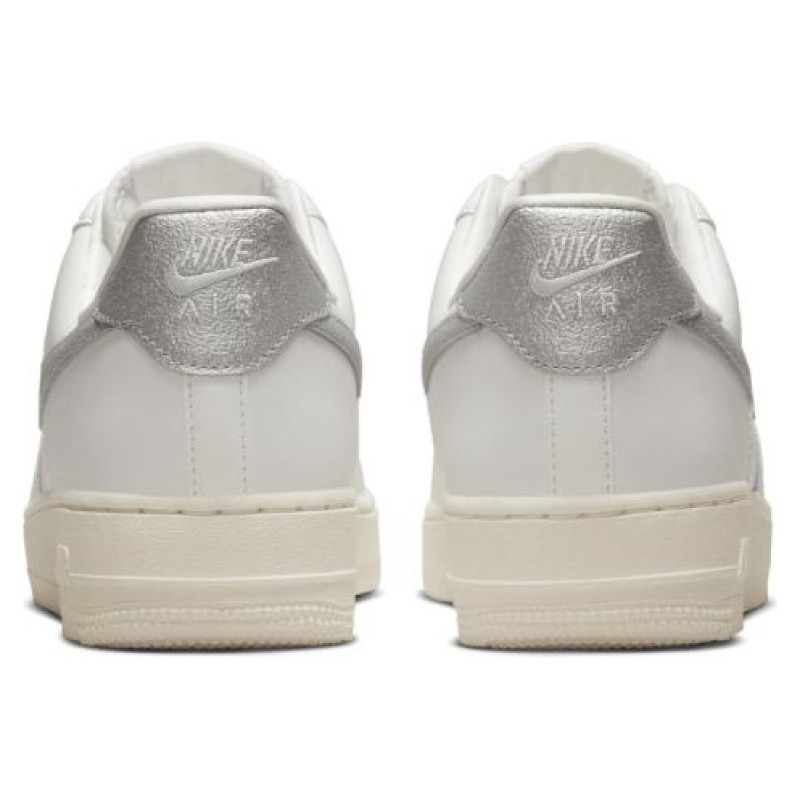 Nike Air Force 1 '07 W DQ7569-100 (40.5)