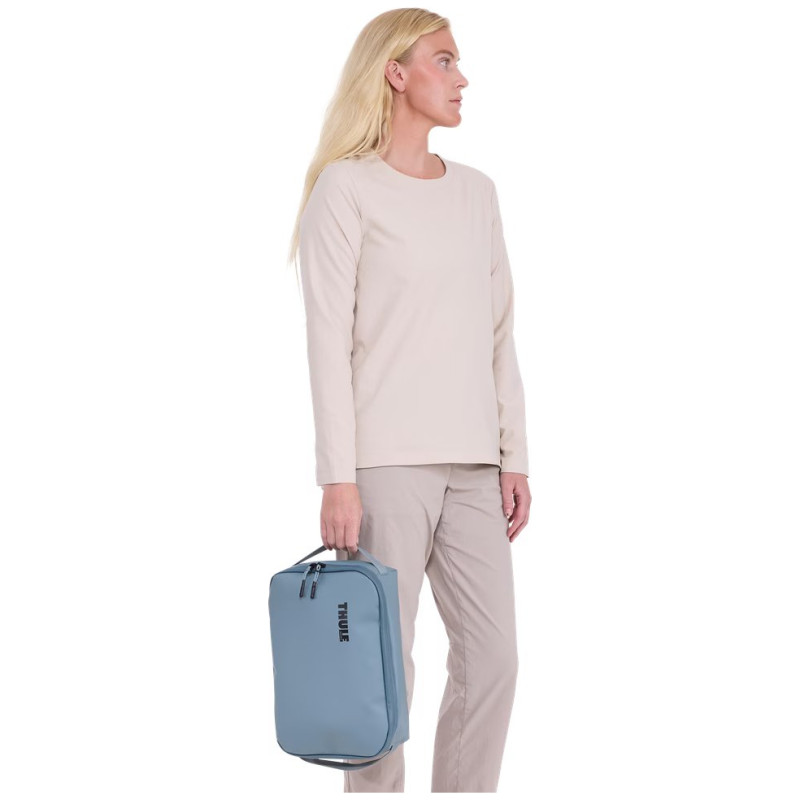 Thule 5607 Chasm medium gear cube pond gray