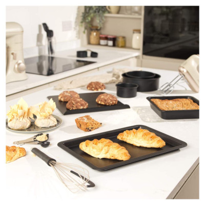 Salter BW125511EU7 Bakes 3-Piece Cake Tin Set