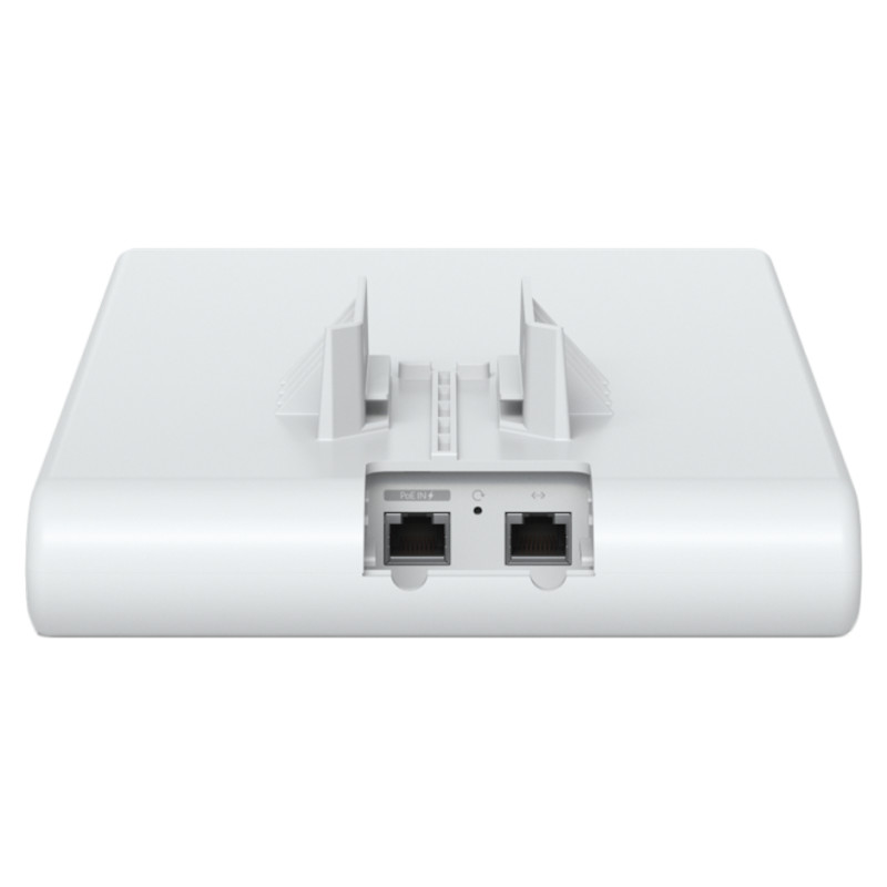 Ubiquiti U6-Mesh-Pro-EU Indoor/outdoor WiFi 6 AP with 4 spatial streams, an integrated super antenna, and a gigabit passthrough port