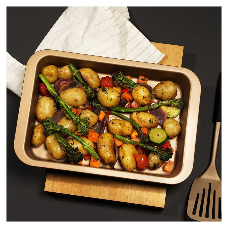 Russell Hobbs RH01689GEU7 Opulence 36cm roaster gold