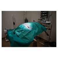 KVP ķirurģiskais pārklājs (atkārtoti lietojams) 50x50 cm, izgr. 10x1,9 cm