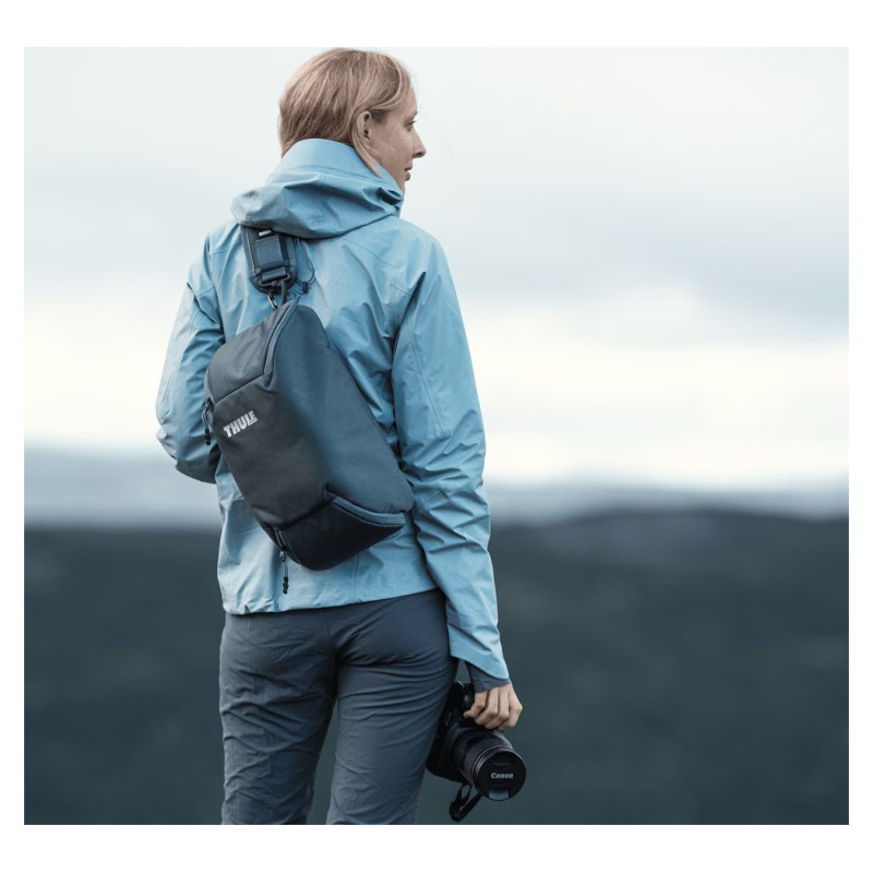 Thule 5343 Covert camera backpack DSLR 24L black