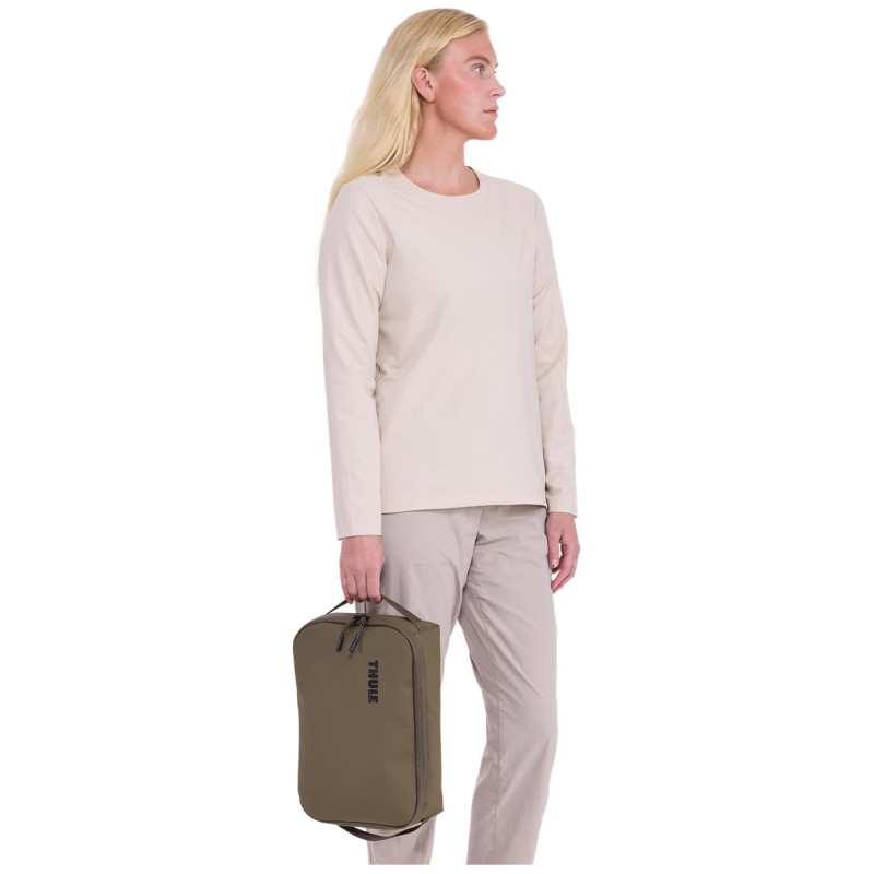 Thule 5608 Chasm Medium Gear Cube - Deep Khaki