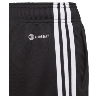 Adidas Designed 2 Move 3-Stripes Shorts Jr HI6833 (152cm)