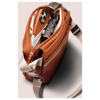 Uniq Crossbody Denver 5L Bag - Blue