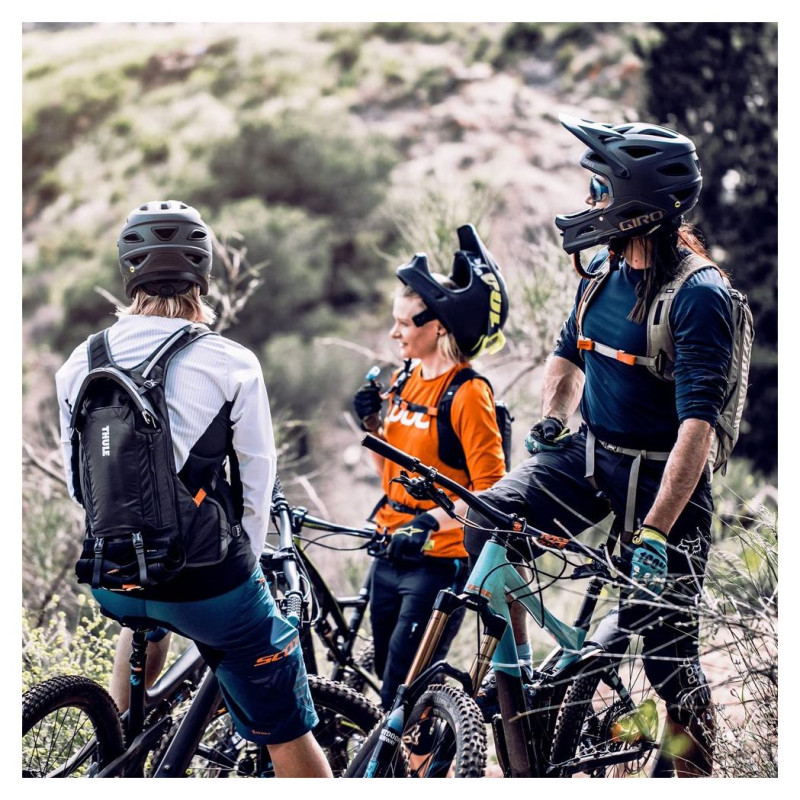 Thule 3799 Rail Pro Hydration Pack 12L Obsidian