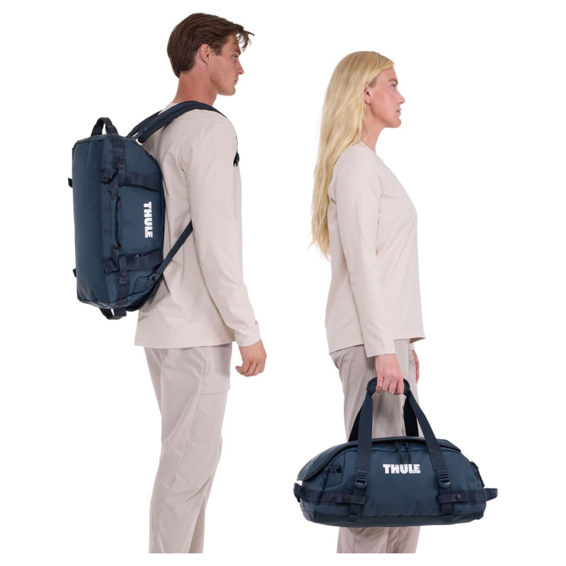Thule 5586 Chasm 30L duffel bag darkest blue