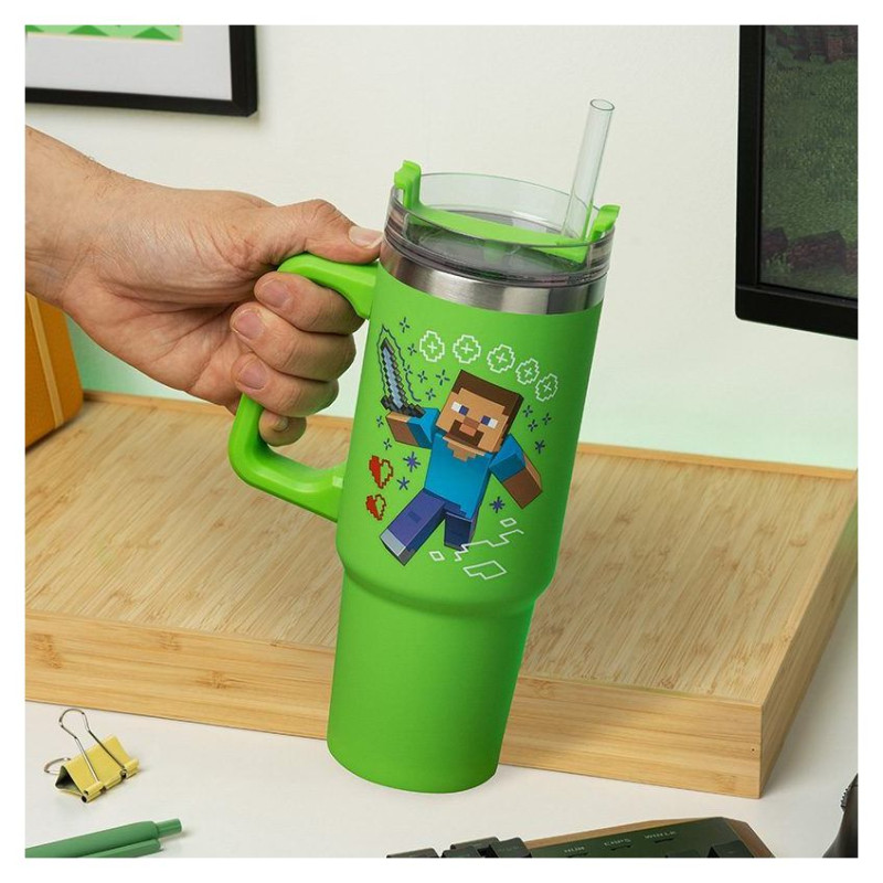Paladone Minecraft Green 900ml Insulated Cup and Straw