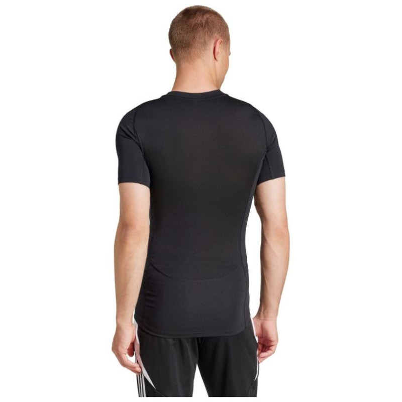 Adidas Techfit Short Sleeve Tee M JP4674 (M)
