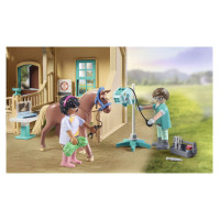 Playmobil WORLD OF HORSES Jāšanas terapijas un veterinārā prakse 71352