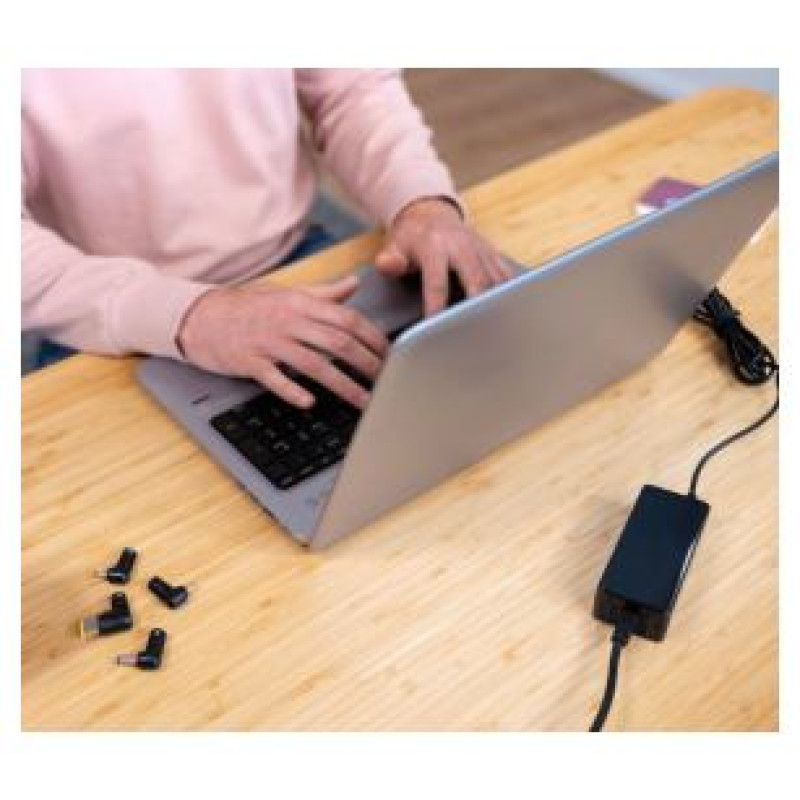 Trust Lādētājs Trust Primo 45W Universal Black