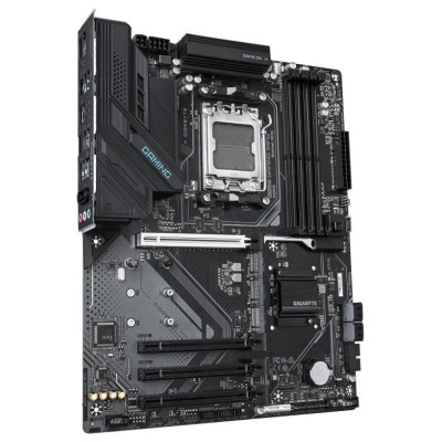 Gigabyte Mainboard|GIGABYTE|AMD B850|SAM5|ATX|Memory DDR5|Memory slots 4|4xPCI-Express 16x|3xM.2|1xHDMI|1xDisplayPort|1xAudio-In|1xAudio-Out|1xMicrophone|4xUSB 2.0|4xUSB 3.2|1xUSB-C|1xPS/2|1xRJ45|B850GAMINGWF6