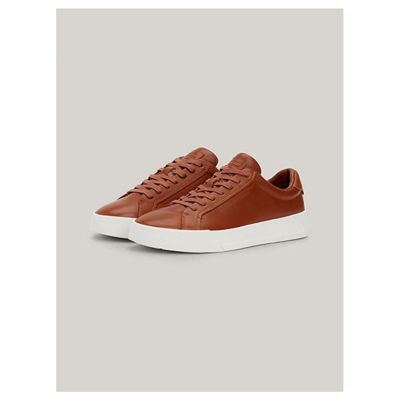 Tommy Hilfiger Court Best Cognac M shoes FM0FM05136GVI (44)
