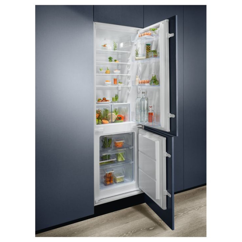Electrolux iebūvējams ledusskapis ar saldētavu apak&scaron;ā,177.2cm - LNS5LE18S