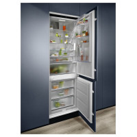 Electrolux ledusskapis (sald.apakšā) 188.4cm - ENP7TD75S