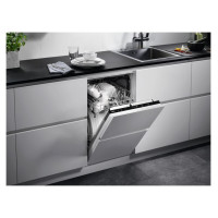 AEG trauku mazgājamā mašīna (iebūv.), 45 cm - FSE31407Z