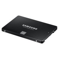 Samsung SSD|SAMSUNG|870 EVO|4TB|SATA|SATA 3.0|MLC|Write speed 530 MBytes/sec|Read speed 560 MBytes/sec|2,5"|TBW 2400 TB|MTBF 1500000 hours|MZ-77E4T0B/EU