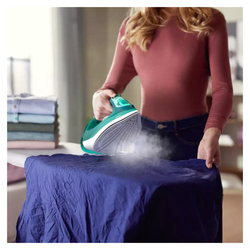 Philips 3000 sērijas Tvaika gludeklis, 2400W, zaļ&scaron; - DST3030/70