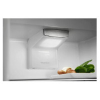 Electrolux iebūv. ledusskapis ar saldētavu apakšā, balts, 188.4cm - ENS6TE19S