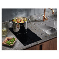 Electrolux stikla keramikas plīts virsma (iebūv.), 30 cm - LHR3233CK