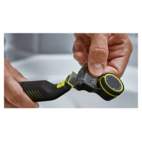 Philips OneBlade Pro skuveklis, melns - QP6506/15