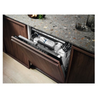 Electrolux trauku mazgājamā mašīna (iebūv.), balta, 60 cm - EEM69410W