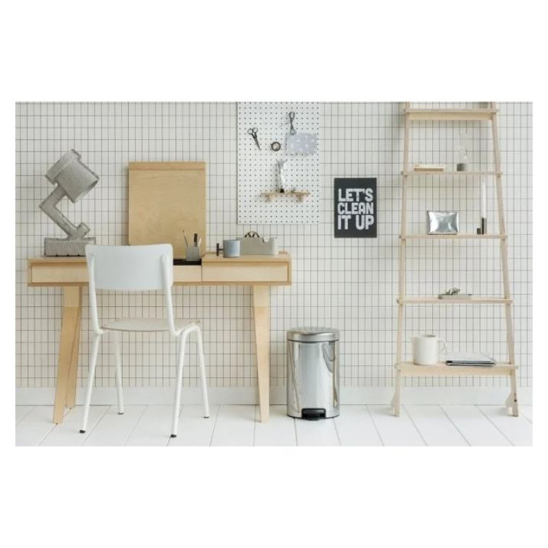 Brabantia atkritumu tvertne ar pedāli NewIcon, 12 l, Brilliant Steel - 113581