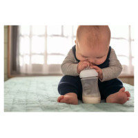 Philips Avent Natural Response barošanas pudelīte 260 ml, vidējas plūsmas knupītis, 1m+ - SCY903/01