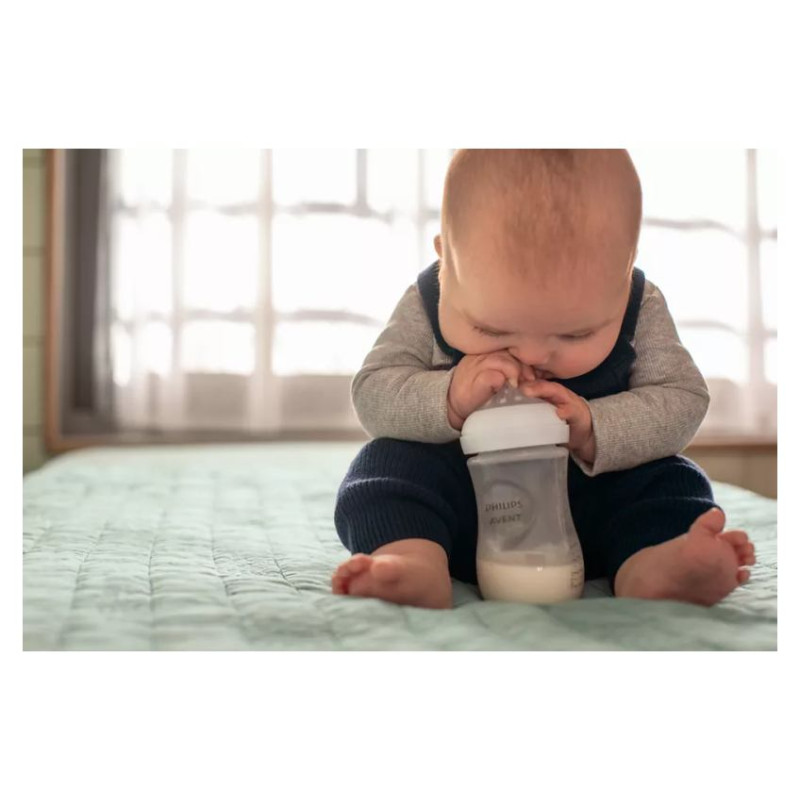 Philips Avent Natural Response baro&scaron;anas pudelīte 260 ml, vidējas plūsmas knupītis, 1m+ - SCY903/01