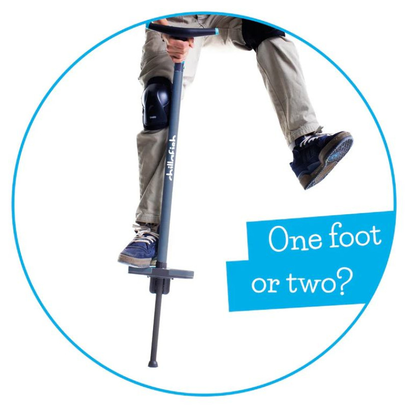 Chillafish Poogi lēkā&scaron;anas stienis , no 9 gadiem,zils - CPPG03BLU