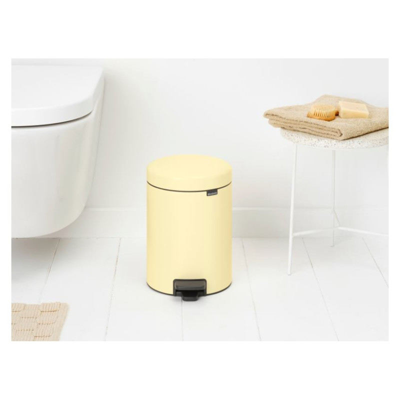 Brabantia atkritumu tvertne ar pedāli NewIcon, 5L, Mellow Jellow - 233784