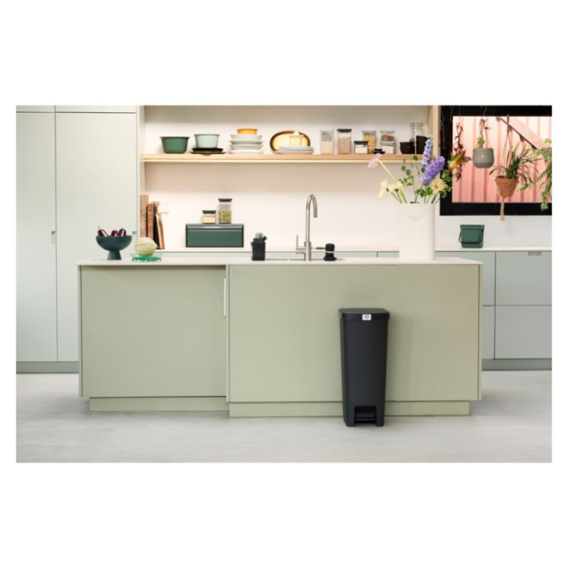 Brabantia atkritumu tvertne StepUp ar pedāli, 40l, dark grey - 800023