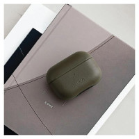 Uniq Terra Genuine Leather case for AirPods Pro - red