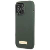 Guess Silicone Logo Plate MagSafe case for iPhone 13 Pro / iPhone 13 - green