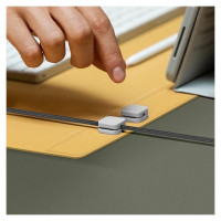 Uniq Hagen Magnetic Desk Pad Double Sided Pink-Green