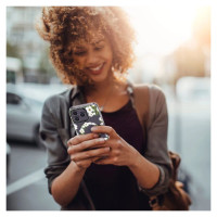 Tech-Protect MagMood MagSafe iPhone 15 Pro Max Case - White Daisies