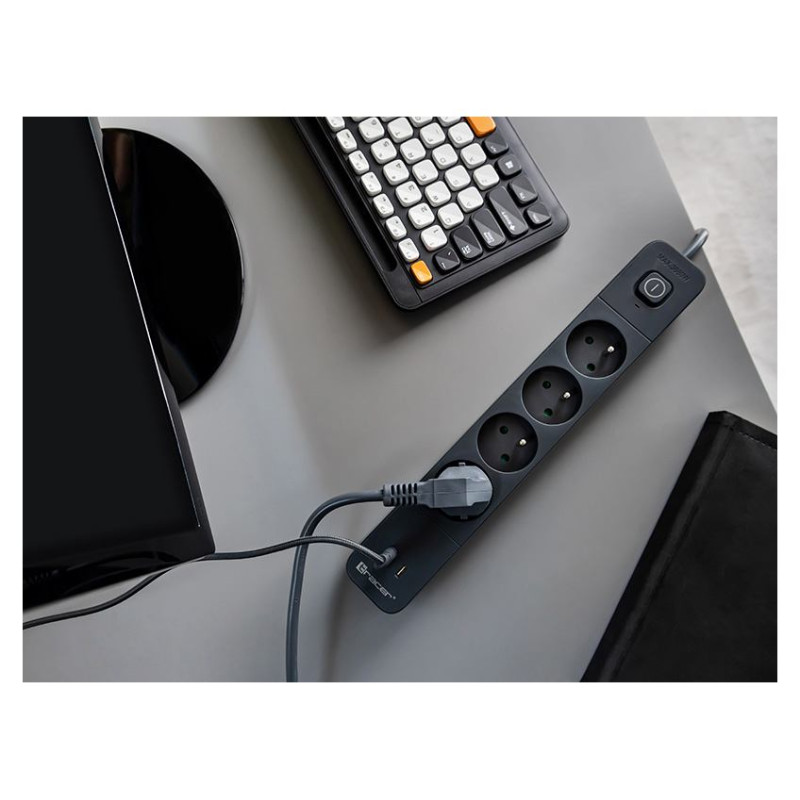 Tracer 47026 Power Line+ 1.5m (4 outlets +1x USB A+ 1x Type C, PD18W)