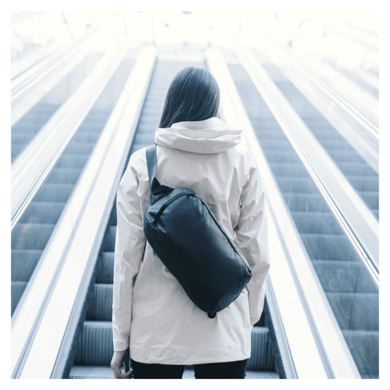 Thule 5291 Tact Sling 8L Black