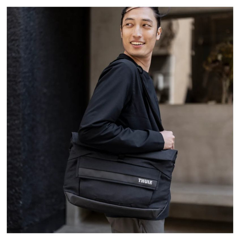 Thule 5007 Paramount Crossbody 14L Black