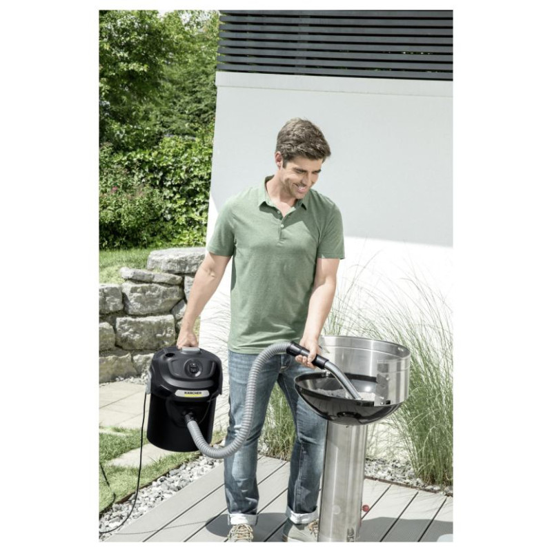 Karcher Vacuum Cleaner|KARCHER|Ash and dry vacuum cleaner AD 2|140 Watts|Capacity 14 l|Noise 82 dB|Black|Weight 4.4 kg|1.629-711.0