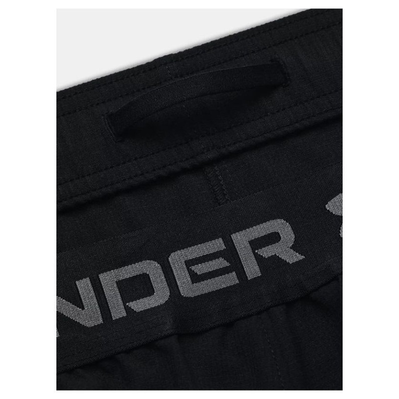 Under Armour Under Armor M shorts 1373718-001 (XS)