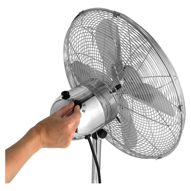 Beldray EH3263VDE chrome pedestal fan