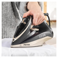 Petra PF01480VDE 2200W Steam iron Damaged Box