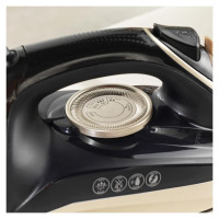 Petra PF01480VDE 2200W Steam iron