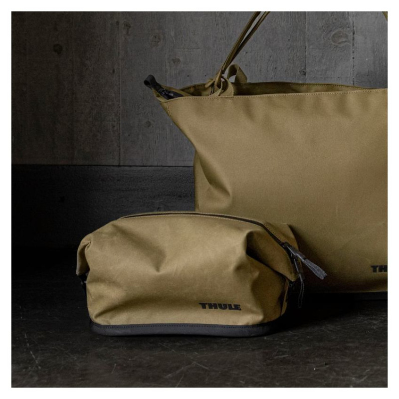 Thule 5438 Aion Toiletry Bag Dark Slate