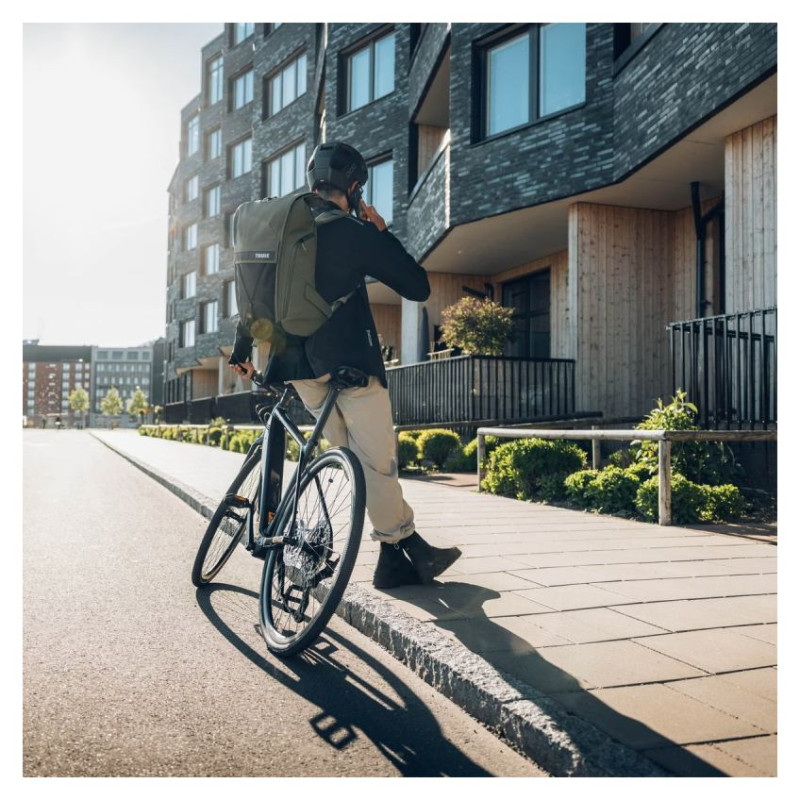 Thule 5233 Paramount Bike Commute Backpack 20L Soft Green