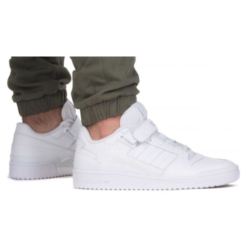 Adidas Forum Low M FY7755 shoes (44)